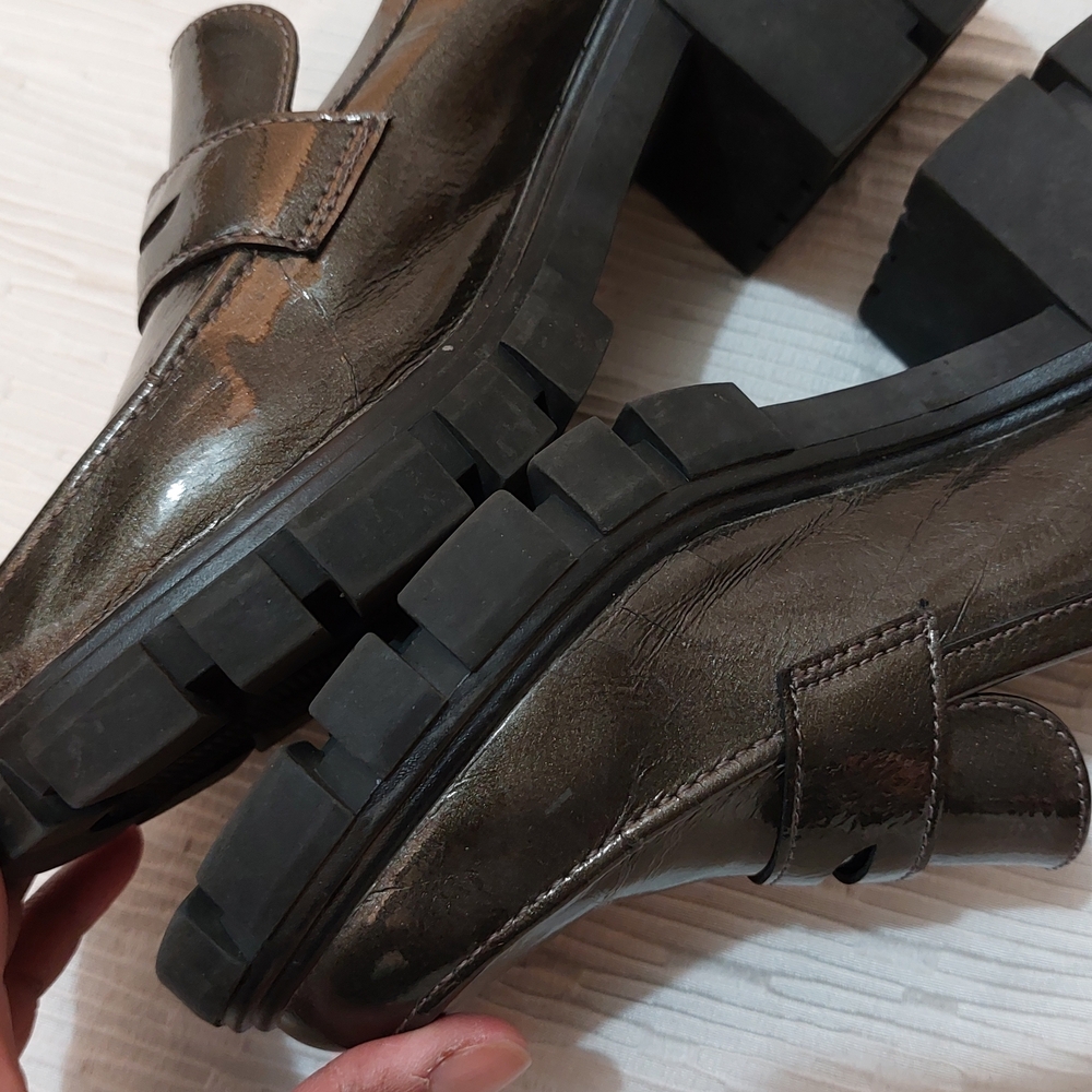 Crown Vintage Shiny Dark Brown Patent Lug Sole Loafers - Picture 9 of 11